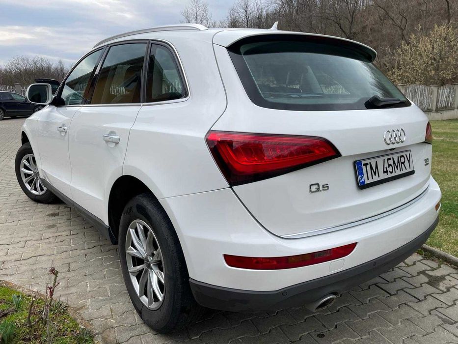 Audi Q5 2015 – 2.0 TDI, 180 CP – Stare Excelentă, Proprietar