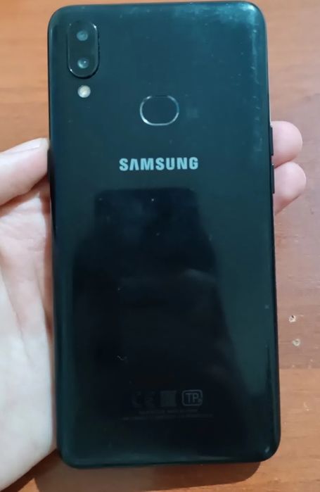 Samsung A20s  Very light use