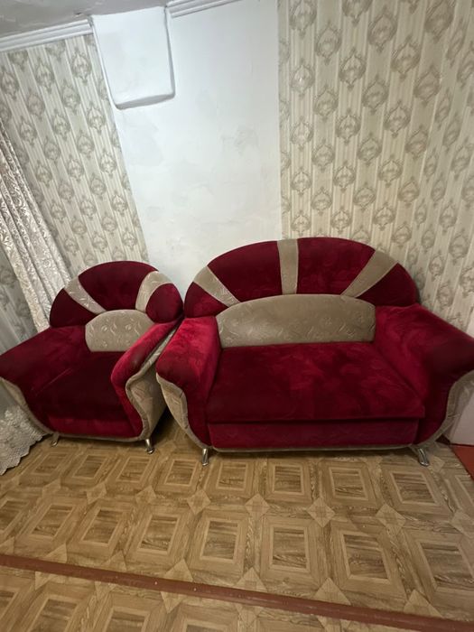 Продам диван, мало диван и кресло