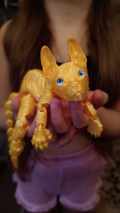 3д играчка котка сфинкс