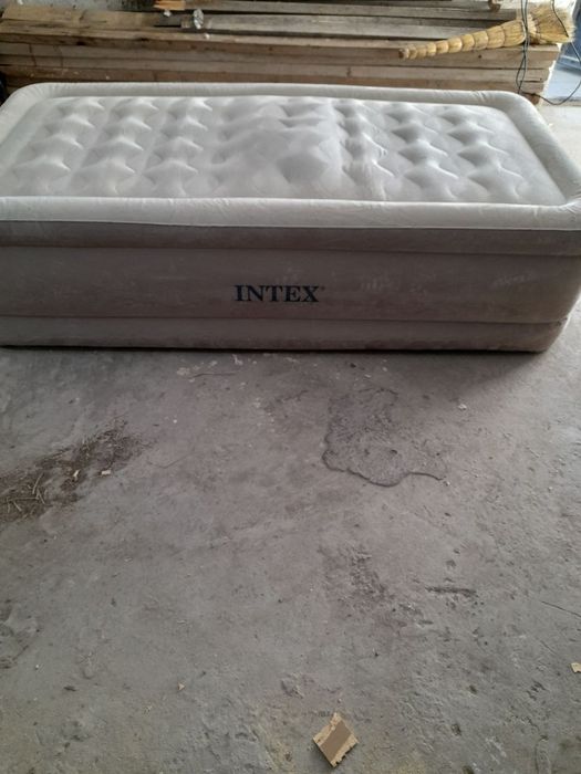 Отличный Матрас от Intex