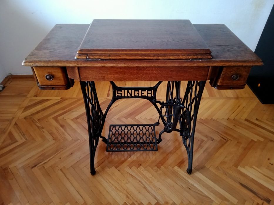 Mașină de cusut Singer  model 15