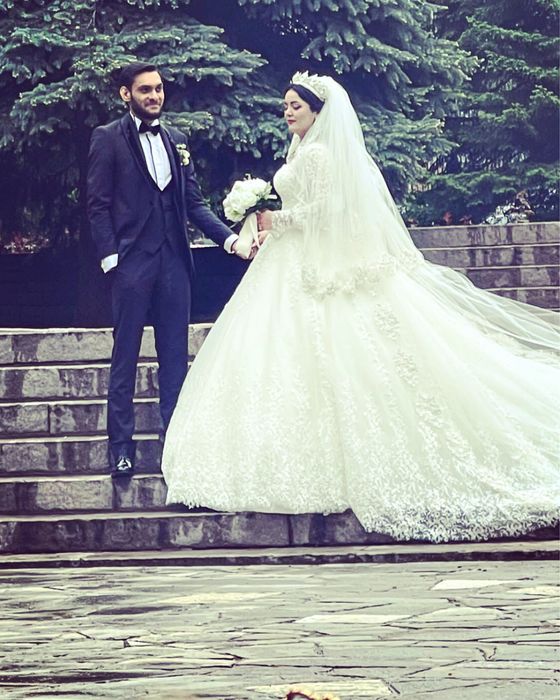 Белое свадебное платье