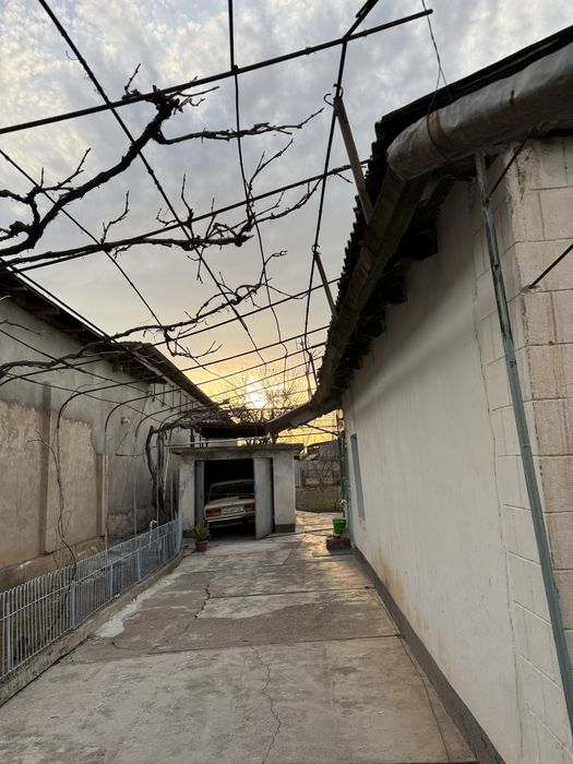 Ер сотилади Бустонлик Газалкентда центр 7 сотих