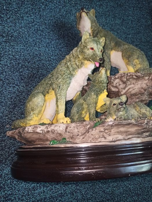 Интерьерная статуэтка