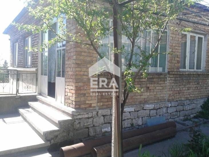 Продава се Къща в Белослав - 136 кв.м за 413 €/кв.м - Снимка #4