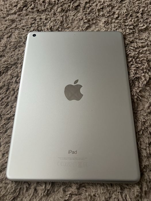 Ipad generatia 5 32 Gb