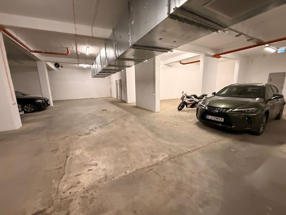 Se vand 15 parcari subterane în Complex Regie Residence