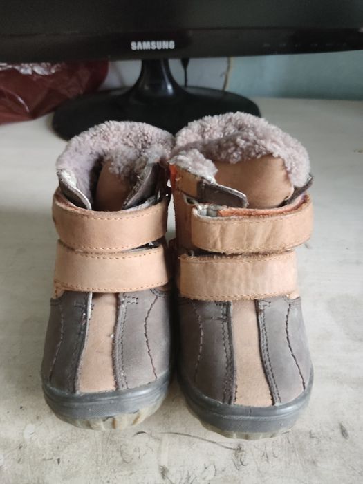 Детские сапоги .