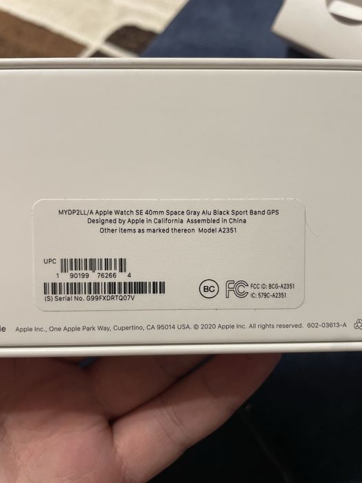 Продам Apple watch SE 40mm