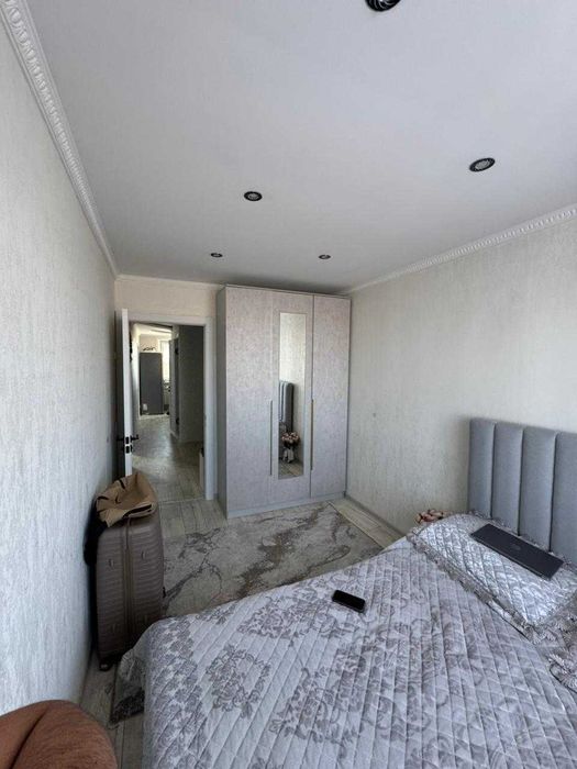 Продам 3 комн на 14 мкр с ремонтом