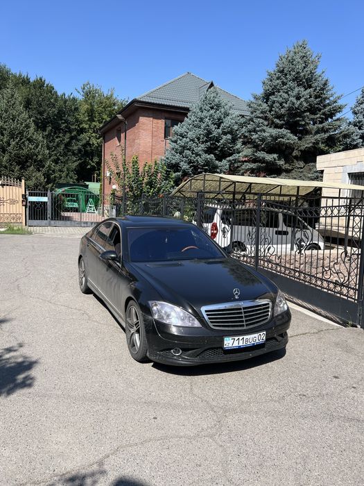 Mercedes-Benz S500 W221 S-CLASS