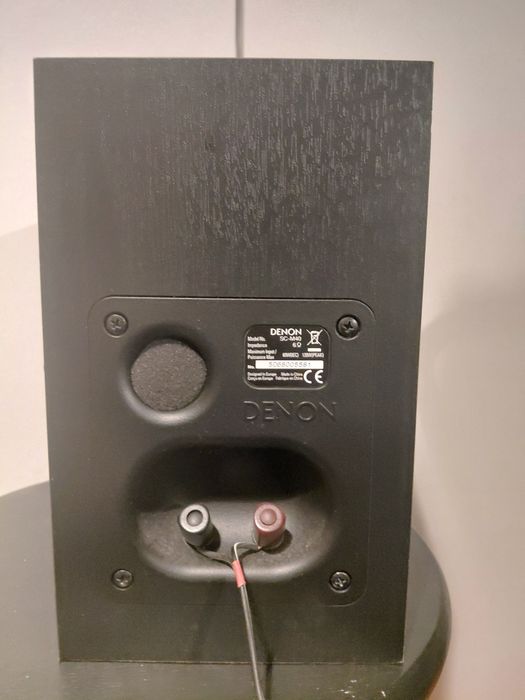 Set audio Debon cu amploficator si  boxe.