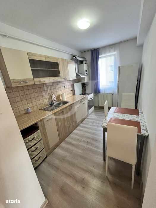 Apartament decomandat / etaj intermediar / Zona Florilor — fotografia 1