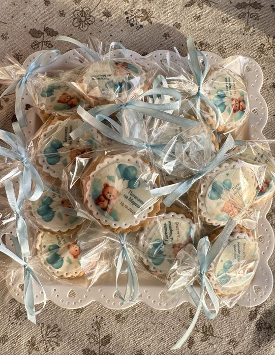 Меденки за погача на бебе