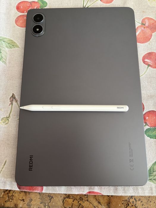 Чисто нов Redmi Pad Pro 2 + Химикалка