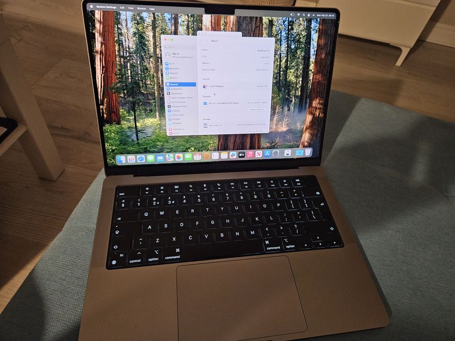 Macbook Pro 14 **M3**8GB**512GB**MDM**Nou
