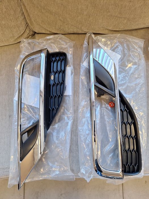 Хромирана решетка халоген  CRV 4 фейслифт