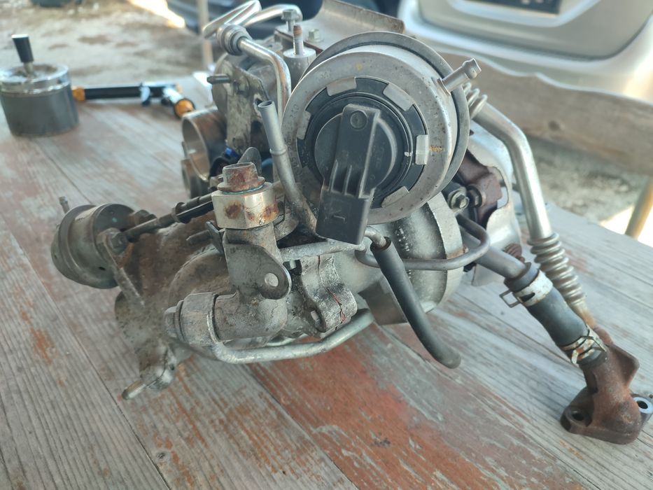 Турбини комплект за Мазда 2.2 D