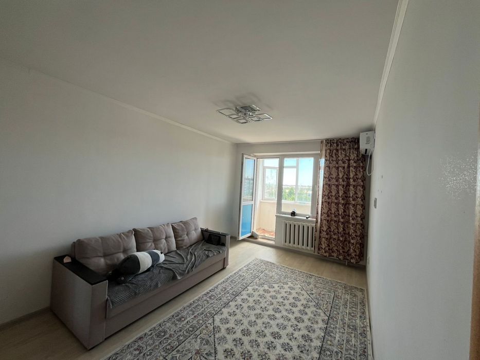 Продам 1 комн квартиру, в 4 мкрн