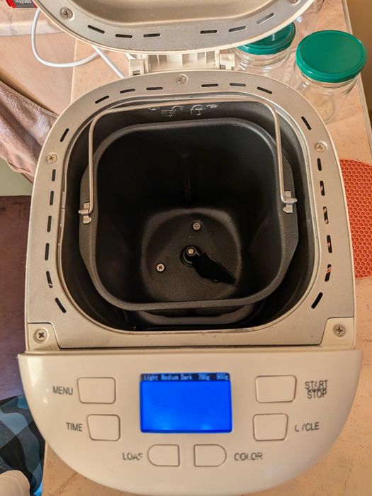 Хлебопекарна Gorenje BM900WII