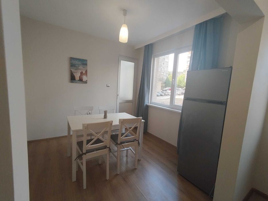 Дава се под наем Тристаен апартамент в Стара Загора, Център - 75 кв.м за 408 € - Снимка #10