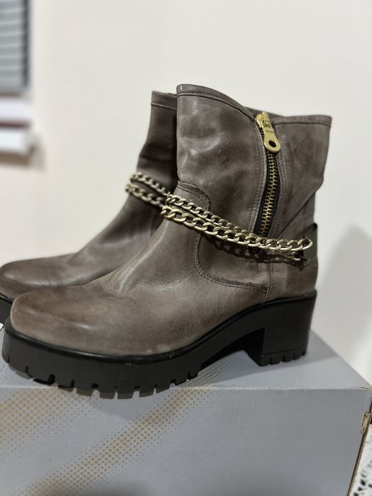 Дамски боти