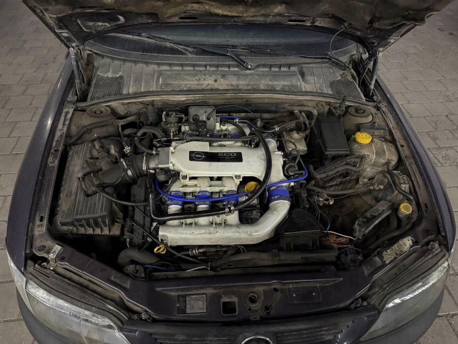 Двигатель X2.5XE в разборе