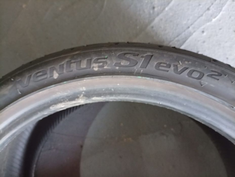 255 35 19 Hankook 150 lei bucata