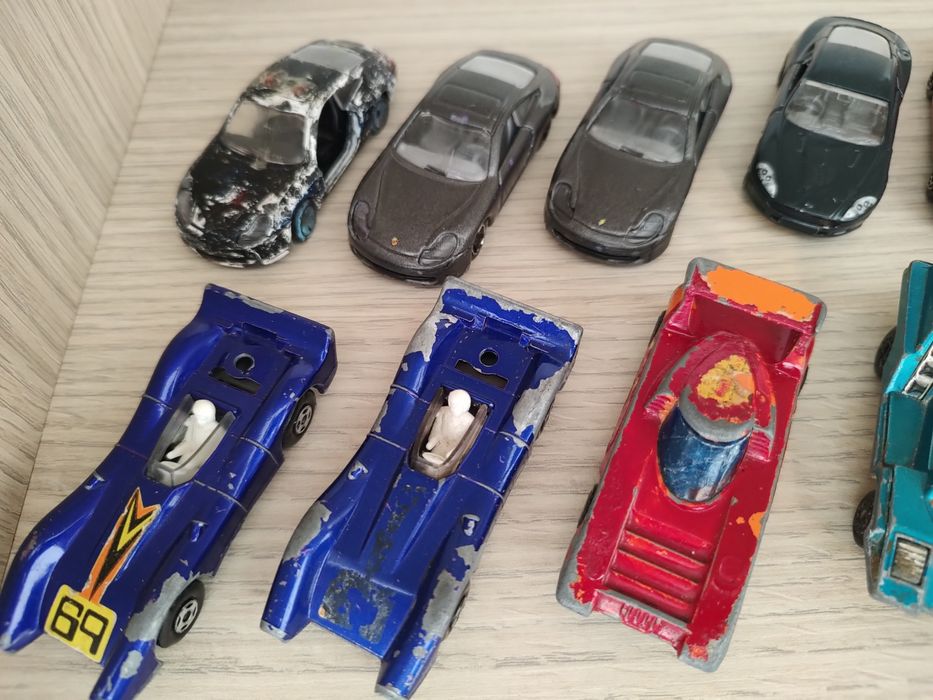 Jucarii machete vechi