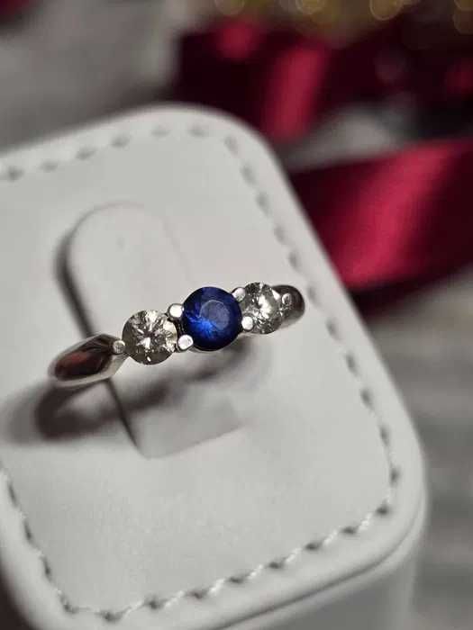 Inel Aur 18 kt cu diamante naturale si safir