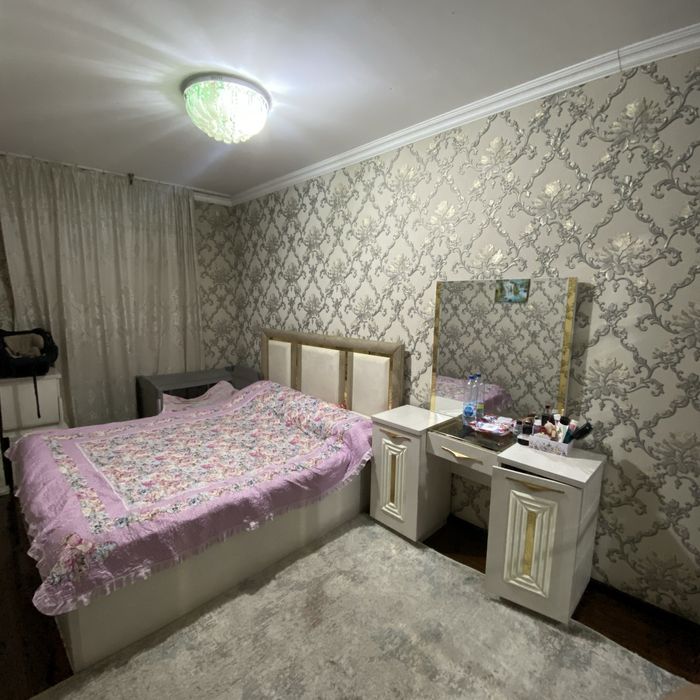 Ğuncha kotedj yarimi paqat 1chi etaj sotiladi