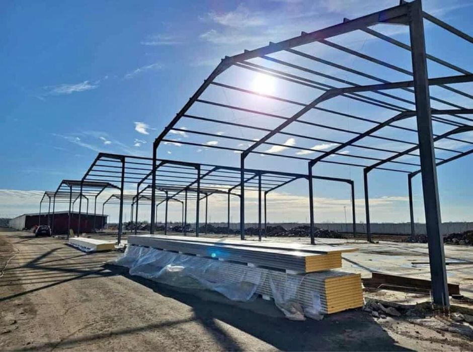 Hale structuri metalice de vanzare 10x20x4m-12x35x4-8x30x4m-14x50x4