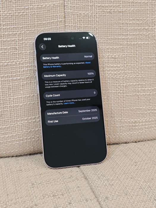 iPhone 17 Lavender 256GB 0 Cicluri Refurbished