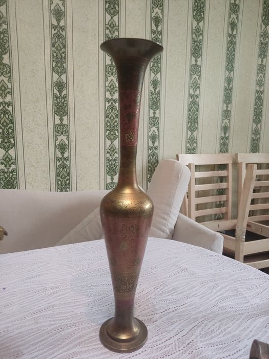 Вазы из бронзы и меди