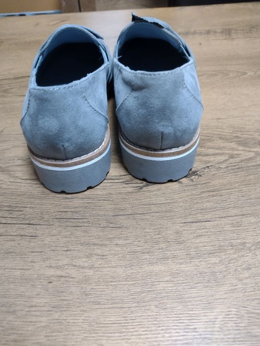 Дамски обувки 36 номер ЧИСТО НОВИ!