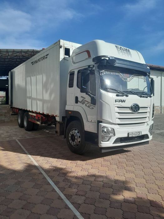 Фаф сотилади кузиф