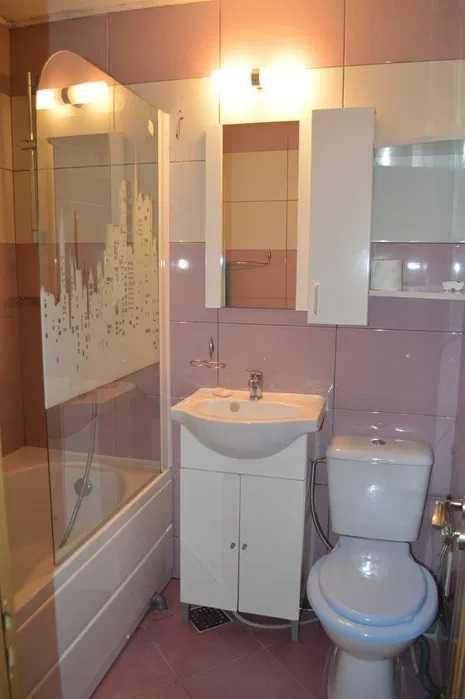 Apartament 2 cam decomandat | ET 1 | CENTRALA | Huedin nr. 15 | Sector 4 | Mobilat complet | Disponibil imediat | Direct proprietar | Exclus animale