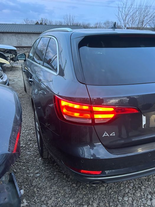 Stop stânga aripă Audi A4 B9 break 2017 (cu bec)