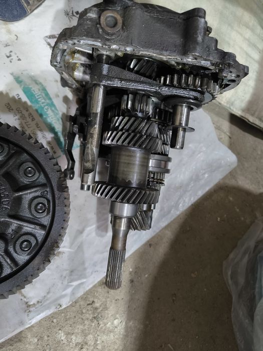 Запчасти Опель Вектра