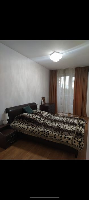 Inchiriez apartament Ared Uta