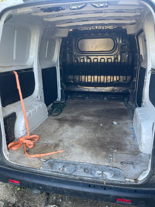 Nissan NV 200 Autoutilitara