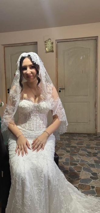 Rochie de mireasa tip sirena