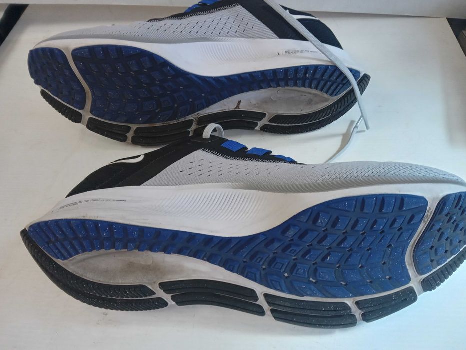Маратонки Nike 45 номер