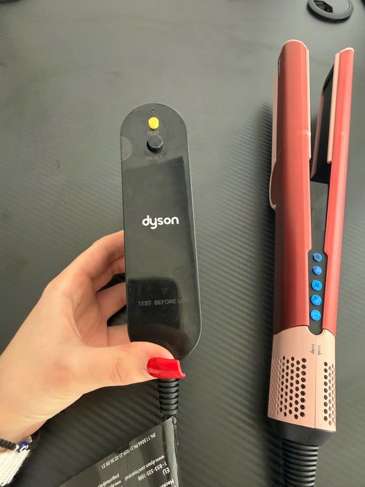 Dyson airstrait strawberry bronze