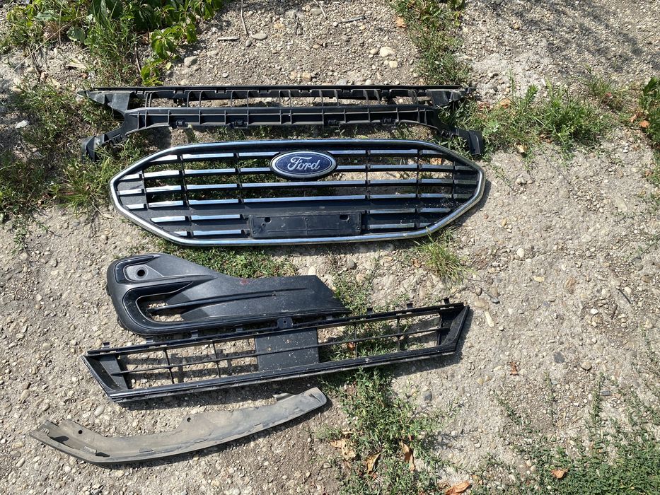 Grila Ford focus 4 facelift 2022 - 2025 grile bara fata