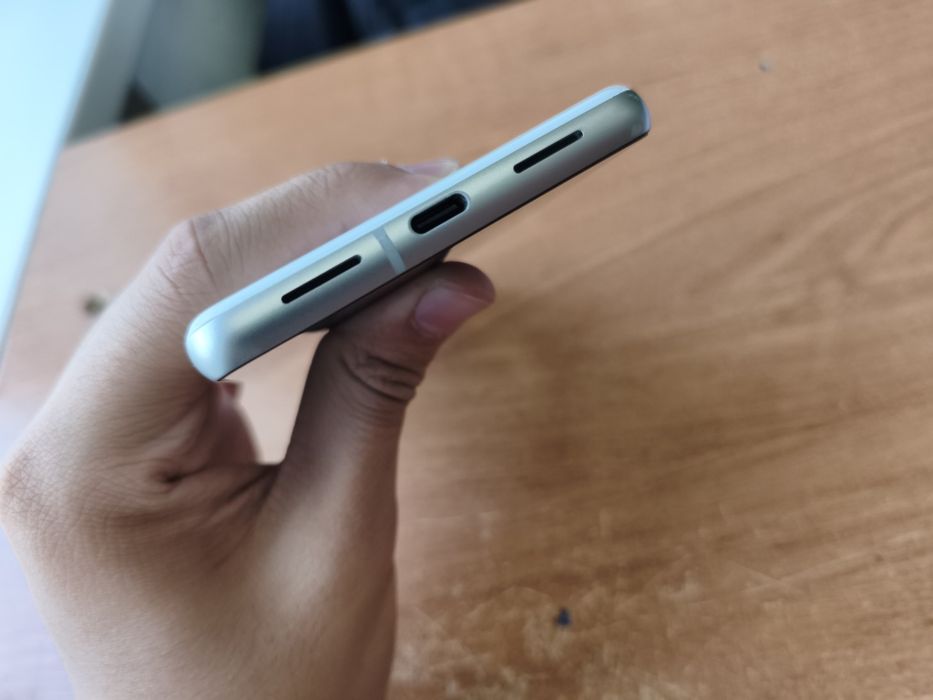 Продам pixel 7 8/128 bootloop