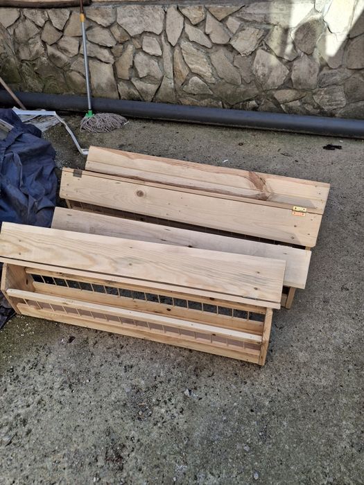 Продавам хранилки за гълъби