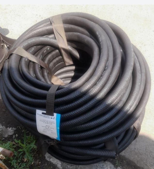 Продам поливочные резиновые шланги