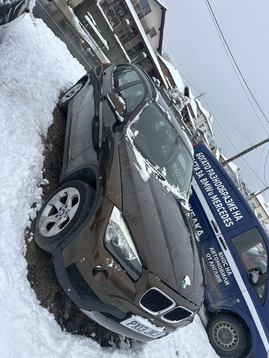 На части BMW X1, 2013 БМВ